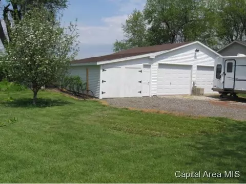 9325 Lost Spring Rd, Dawson, IL 62520 photo 14