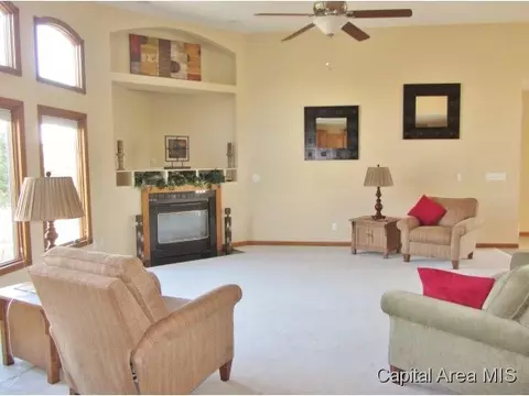 498 Belle Isle, Springfield, IL 62711 photo 5