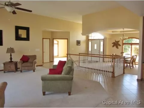498 Belle Isle, Springfield, IL 62711 photo 6