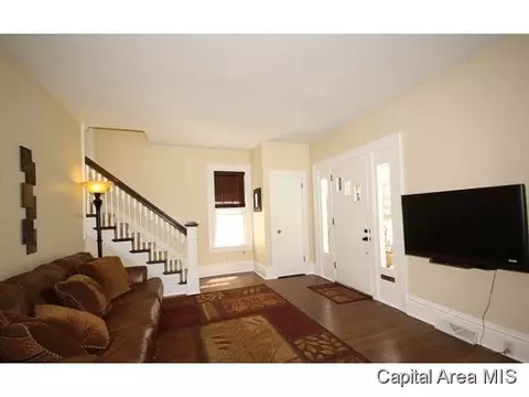 1416 Dial Ct, Springfield, IL 62704 photo 2