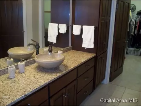 2300 Grey Stone, Springfield, IL 62704 photo 13