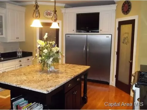 2300 Grey Stone, Springfield, IL 62704 photo 6