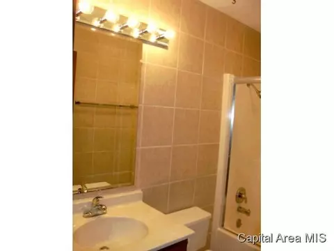 312 Walnut Vly, Springfield, IL 62707 photo 5