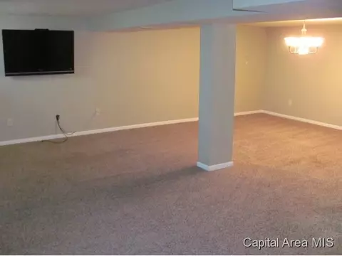 3244 Warner, Springfield, IL 62703 photo 9