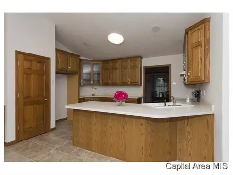 3412 Red Hawk, Springfield, IL 62711 photo 17