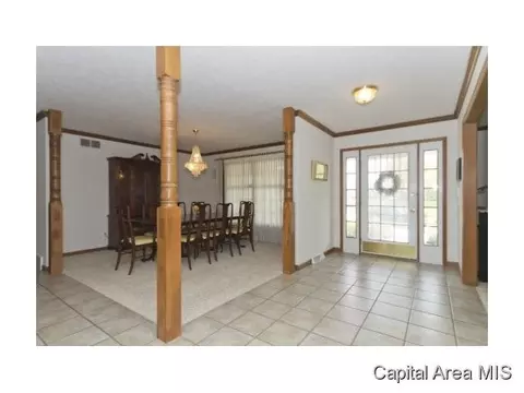 3412 Red Hawk, Springfield, IL 62711 photo 3