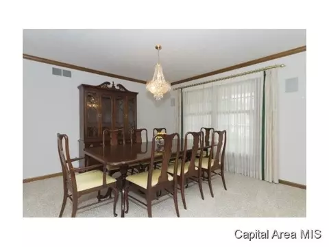 3412 Red Hawk, Springfield, IL 62711 photo 4