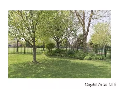 3412 Red Hawk, Springfield, IL 62711 photo 15