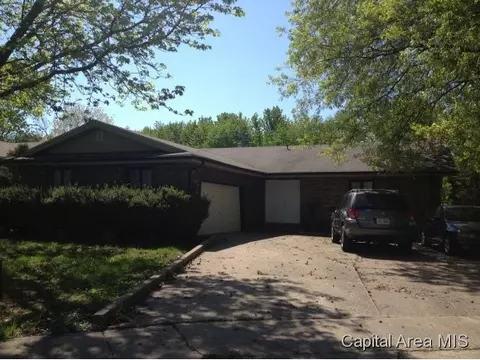 2118 Austin Dr, Springfield, IL 62704 photo 1