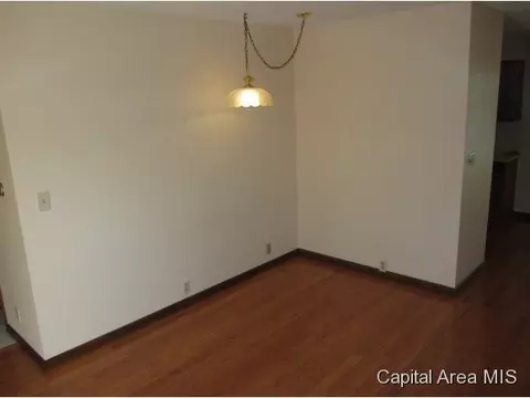 209 Deer Head, Springfield, IL 62704 photo 3