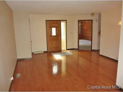 209 Deer Head, Springfield, IL 62704 photo 2