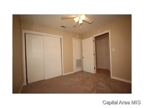 1641 Schrader, Springfield, IL 62702 photo 20