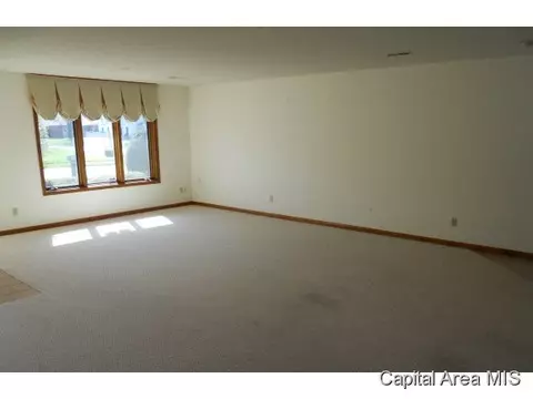 311 Bellerive, Springfield, IL 62704 photo 8
