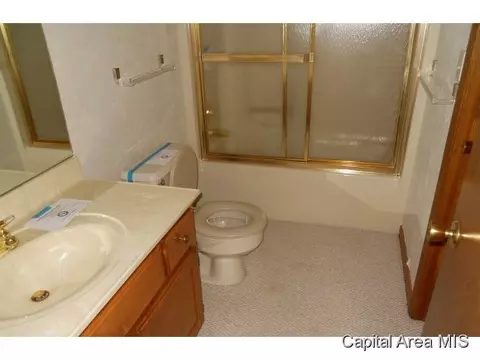 311 Bellerive, Springfield, IL 62704 photo 3