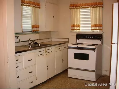 2505 S 7th, Springfield, IL 62703 photo 8