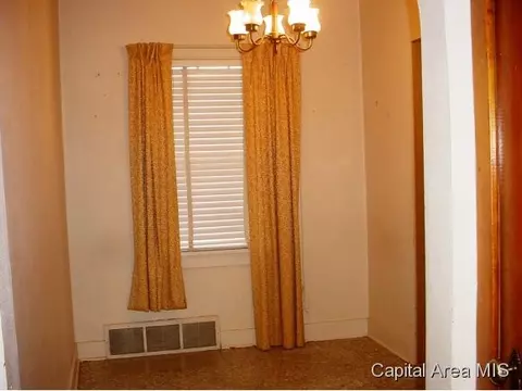 2505 S 7th, Springfield, IL 62703 photo 7