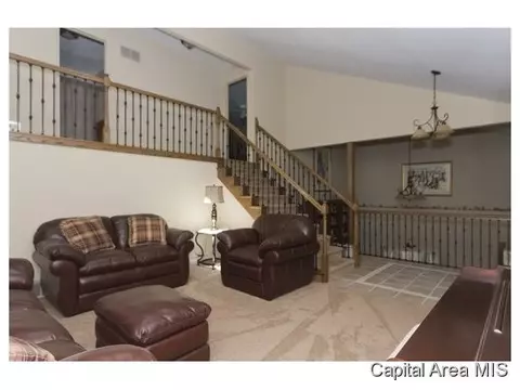 103 Bellerive, Springfield, IL 62704 photo 4