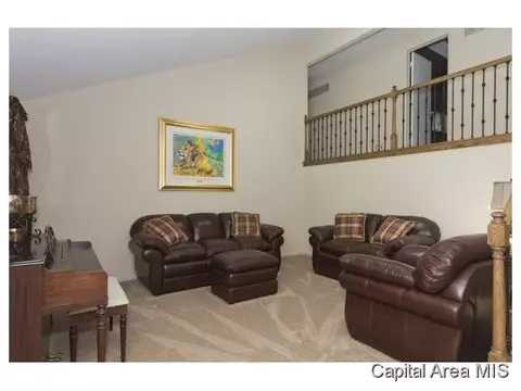 103 Bellerive, Springfield, IL 62704 photo 3