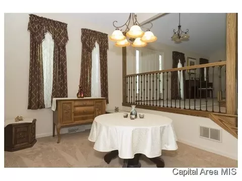 103 Bellerive, Springfield, IL 62704 photo 7