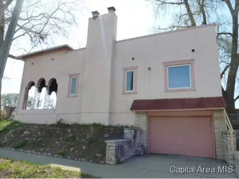 529 Broad Pl, Springfield, IL 62703 photo 2