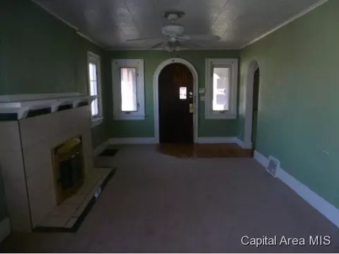 529 Broad Pl, Springfield, IL 62703 photo 5
