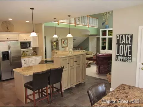 1208 Ravenswood, Springfield, IL 62711 photo 7