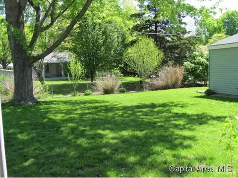 306 Collier Dr, Springfield, IL 62704 photo 11
