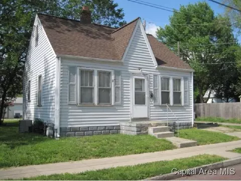 105 E Spruce, Springfield, IL 62704 photo 1