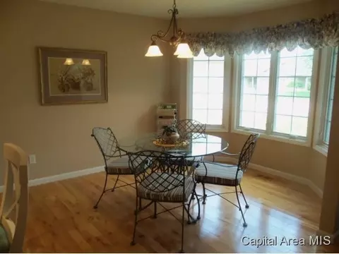 3519 Lytham Dr, Springfield, IL 62712 photo 6