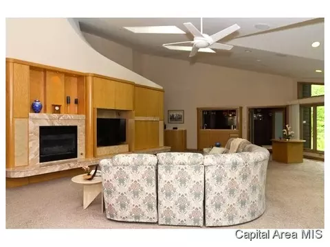 401 Clipper, Springfield, IL 62711 photo 19