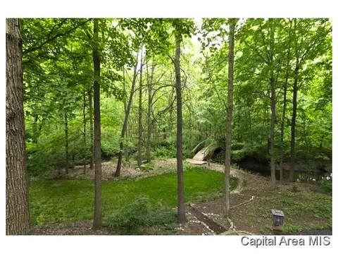 401 Clipper, Springfield, IL 62711 photo 3