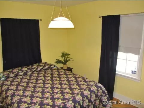 400 S Amos, Springfield, IL 62704 photo 10