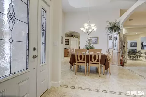 3116 Iron Lake Cir, Springfield, IL 62711 photo 2