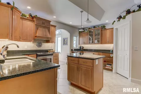 3116 Iron Lake Cir, Springfield, IL 62711 photo 14