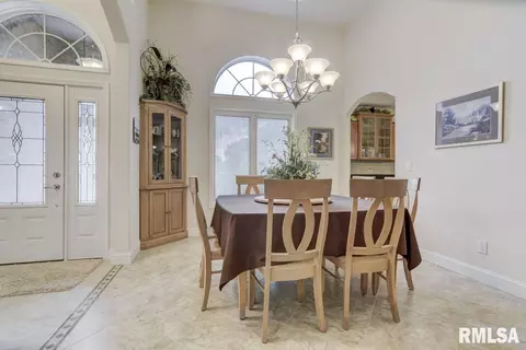 3116 Iron Lake Cir, Springfield, IL 62711 photo 3