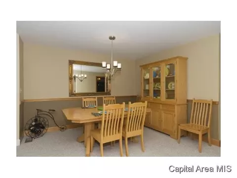 3816 Greenfield, Springfield, IL 62704 photo 5