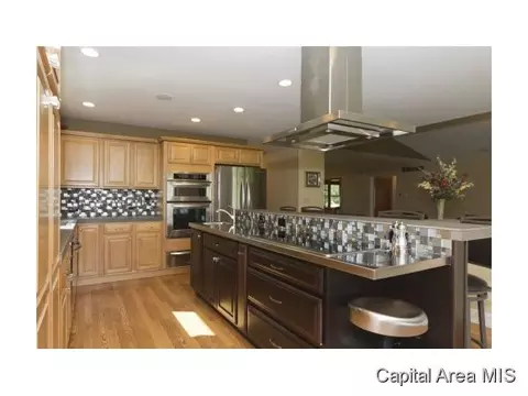 3816 Greenfield, Springfield, IL 62704 photo 10