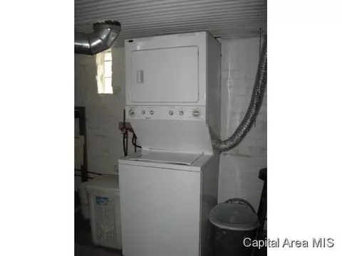 624 S Illinois, Springfield, IL 62704 photo 17