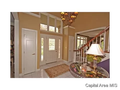 827 Coventry, Springfield, IL 62702 photo 5