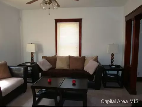 2033 S 1st, Springfield, IL 62704 photo 2