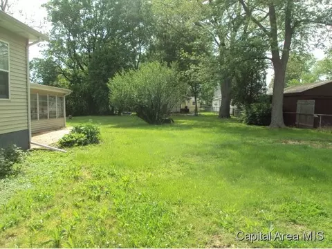 2827 S 13th, Springfield, IL 62703 photo 2