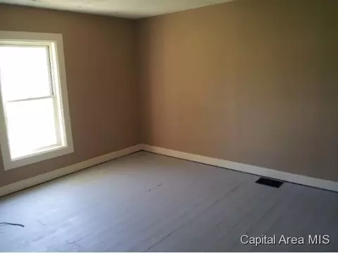 132 E Wineman, Auburn, IL 62615 photo 8
