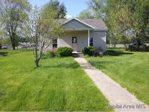 132 E Wineman, Auburn, IL 62615 photo 1