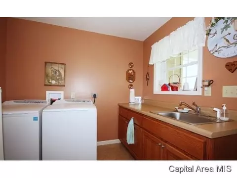 28053 Quarton Rd, Palmyra, IL 62674 photo 16