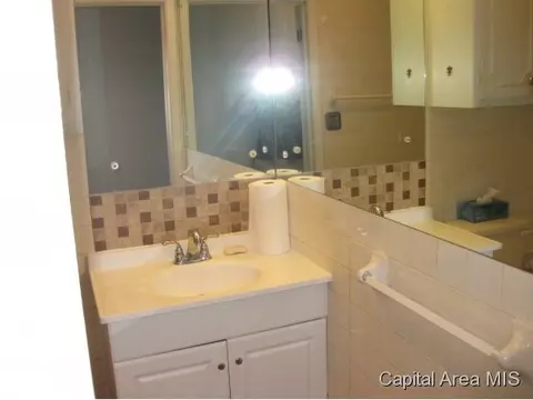 23 Delmar Dr, Springfield, IL 62703 photo 14
