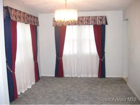 23 Delmar Dr, Springfield, IL 62703 photo 9