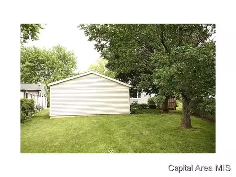 37 Squires Rd, Springfield, IL 62704 photo 6