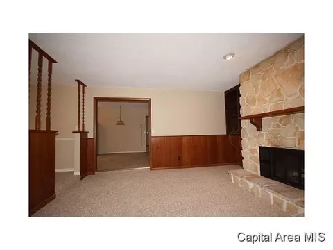 37 Squires Rd, Springfield, IL 62704 photo 12