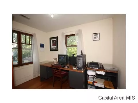 328 S Lincoln, Springfield, IL 62704 photo 19