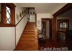 328 S Lincoln, Springfield, IL 62704 photo 2